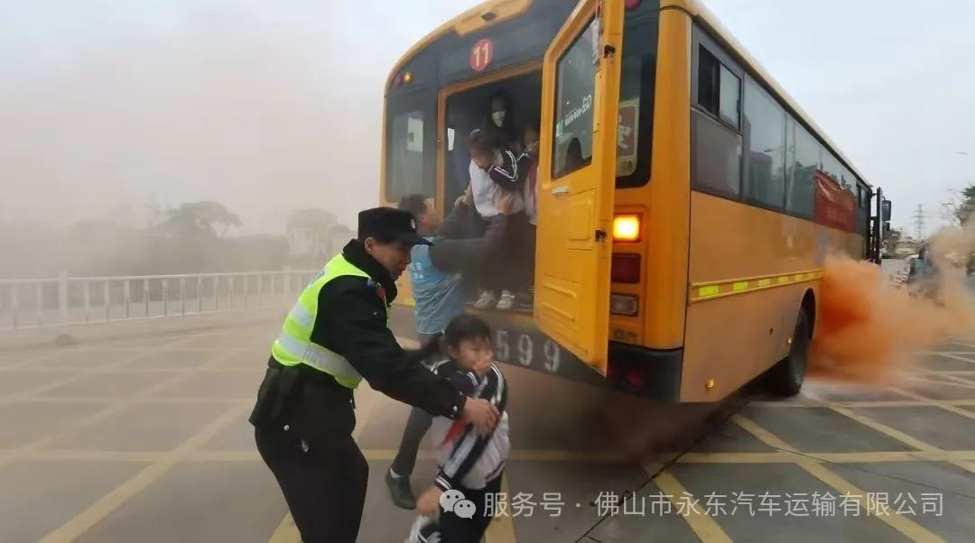 筑牢安全防線,守護平安路途 筑牢安全防線,守護平安路途