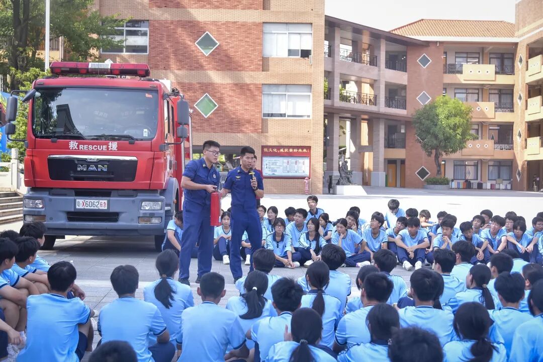 平安校園 | “駛”于安全， “乘”載希望