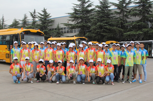 2013“相約夢想 快樂成長”宇通愛心夏令營快樂開營 2013“相約夢想 快樂成長”宇通愛心夏令營快樂開營