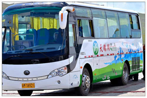 宇通“天鵝號”搭載八方來客倘佯巴音布魯克天鵝湖景區 宇通“天鵝號”搭載八方來客倘佯巴音布魯克天鵝湖景區