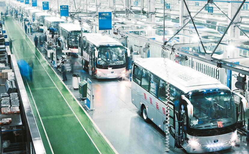 宇通客車前三季度銷售報表:售車44166輛 中型客車銷量最大 宇通客車前三季度銷售報表:售車44166輛 中型客車銷量最大