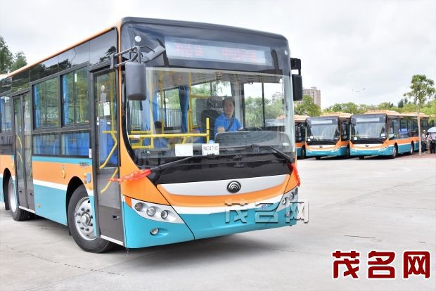 廣東茂名電白區即將開通水東城區學校21條專線校車/ 廣東茂名電白區即將開通水東城區學校21條專線校車