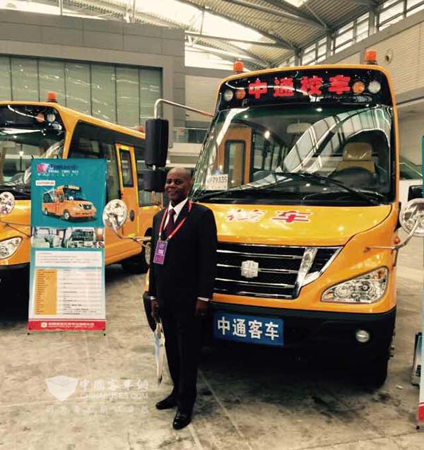 中通校車閃耀西安國際商用車展覽會/ 中通校車閃耀西安國際商用車展覽會