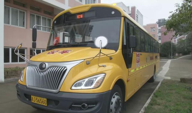 三門家長！定制校車來了，快來看有經過你家小區嗎？還可預約報名！