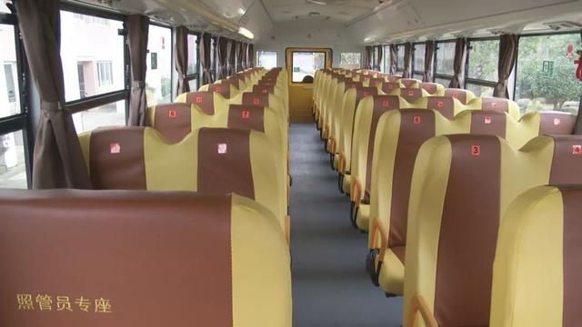 三門家長！定制校車來了，快來看有經過你家小區嗎？還可預約報名！