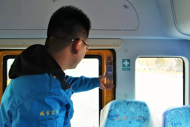 @嘉峪關家長,新學期學生可以坐著校車去上下學嘍!內含校車線路 @嘉峪關家長,新學期,校車開車啦!我們又可以坐著校車去上下學嘍!