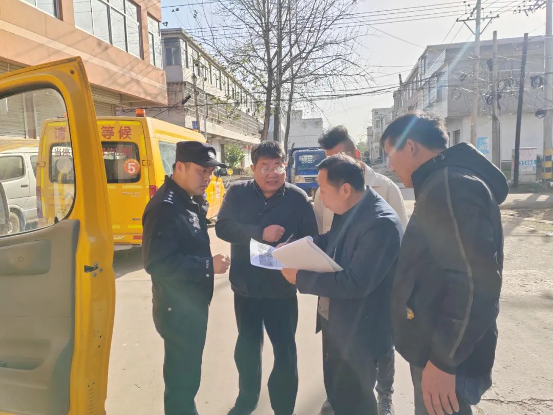 為愛護航 平安校車伴我行——許堂鄉開展2023年冬季校車安全專項檢查 圖片