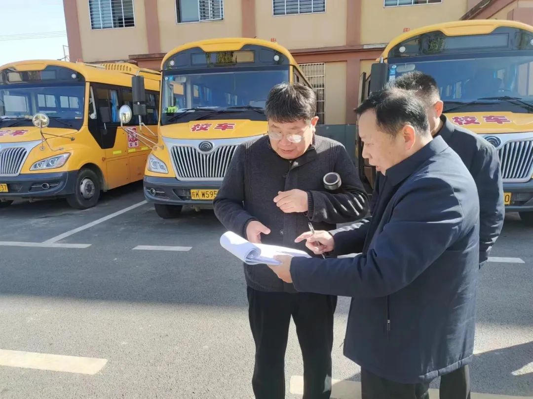 為愛護航 平安校車伴我行——許堂鄉開展2023年冬季校車安全專項檢查 圖片