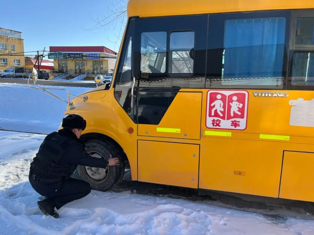 校車安全“大體檢”,為新學期保駕護航! 圖片
