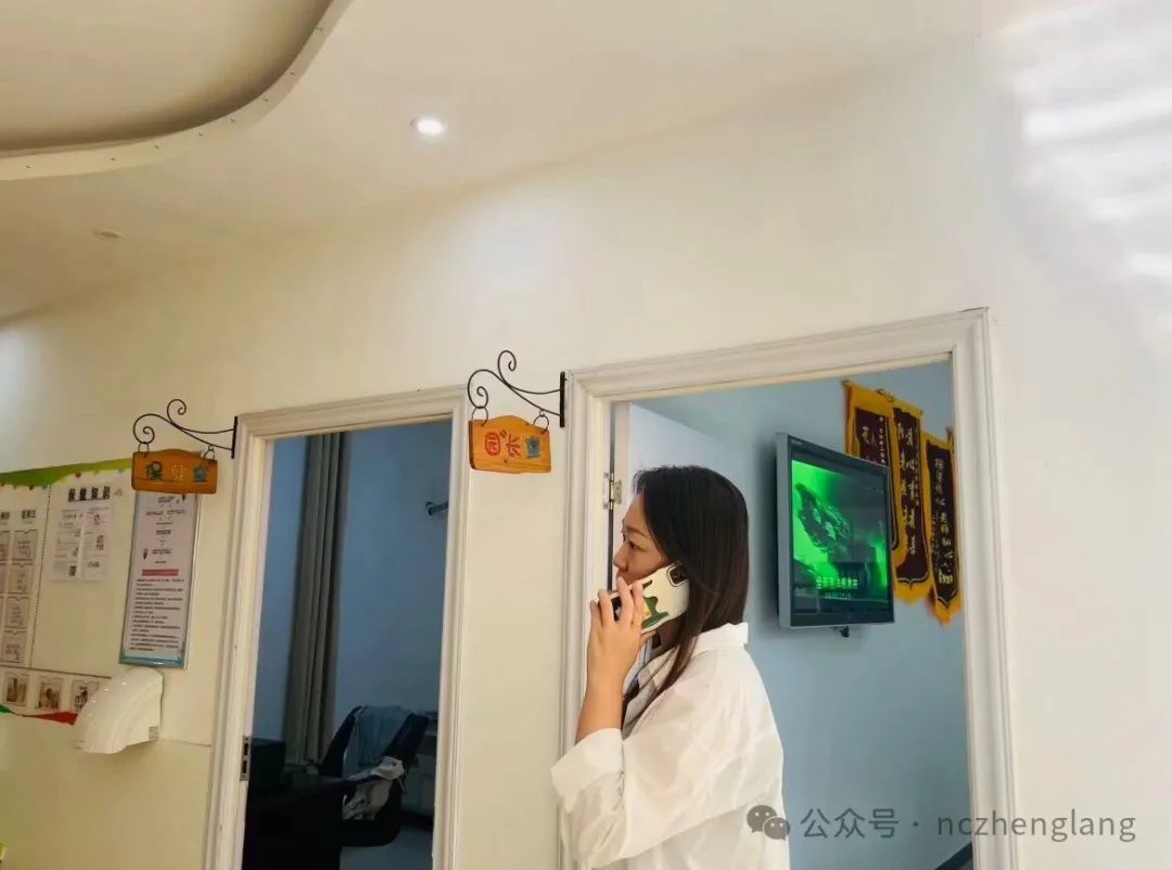 【安全乘校車,平安伴我行】新建區(qū)正朗幼兒園2024年秋季校車演練 圖片