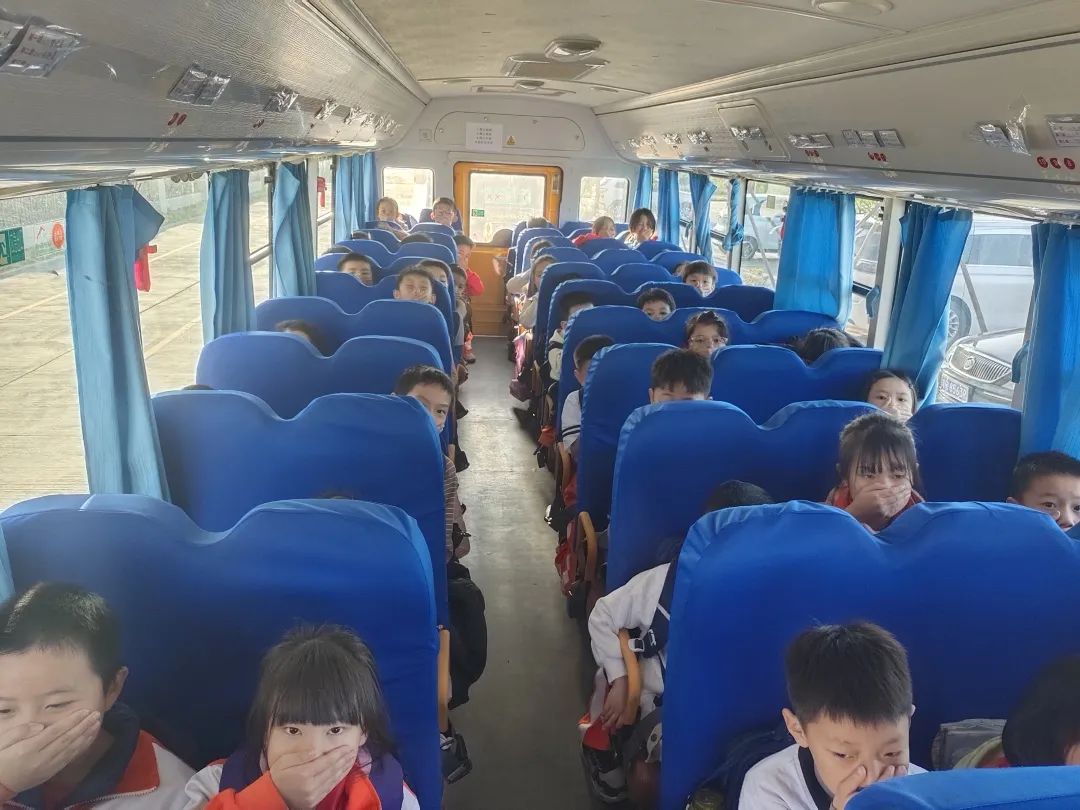 百加小學交通安全教育暨校車安全應急演練活動/ 百加小學交通安全教育暨校車安全應急演練活動