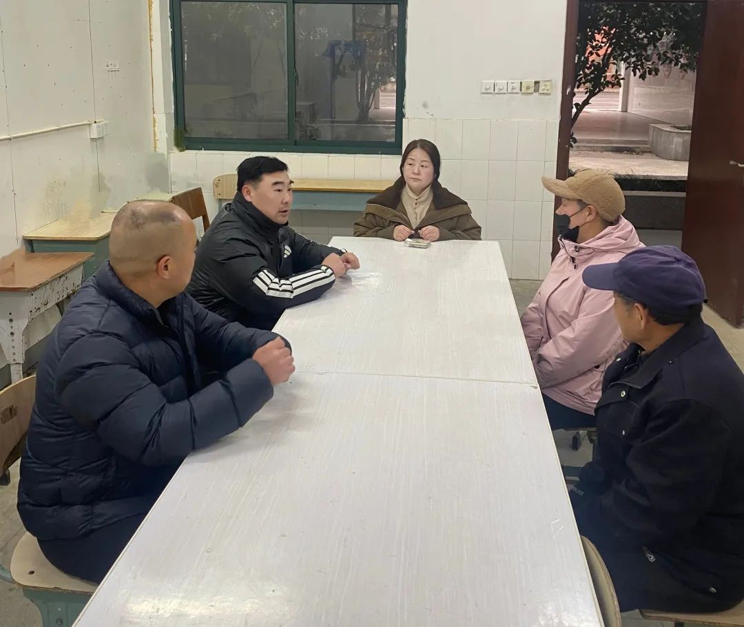 【金彩 安全】擰緊校車“安全閥” 筑牢學生“平安路”——金獅小學開展校車安全教育系列活動 【金彩 安全】擰緊校車“安全閥” 筑牢學生“平安路”——金獅小學開展校車安全教育系列活動