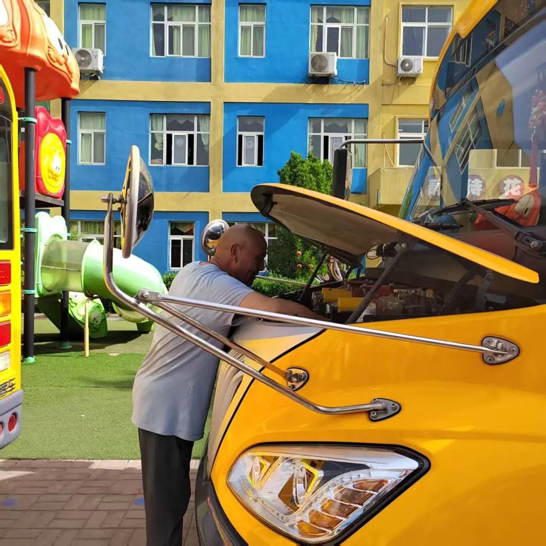 【校園安全】與“愛”同路 安全“童”行——新安縣第四實(shí)驗(yàn)幼兒園校車安全演練活動 【校園安全】與“愛”同路 安全“童”行——新安縣第四實(shí)驗(yàn)幼兒園校車安全演練活動