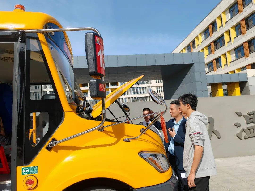 河北電視臺聚焦:新起點校車安全領航,家長安心優(yōu)選 圖片