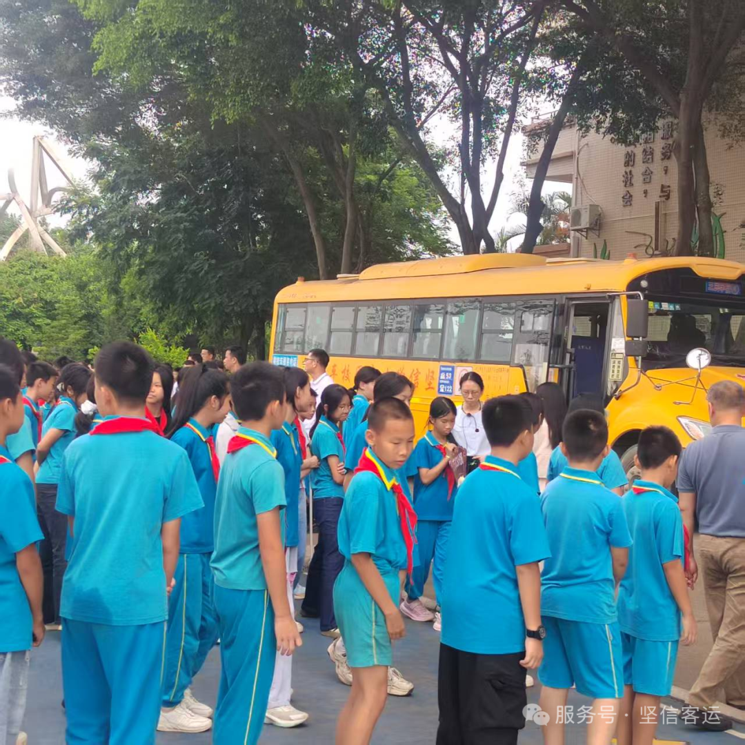 筑牢校車安全防線,守護學生平安出行 筑牢校車安全防線,守護學生平安出行