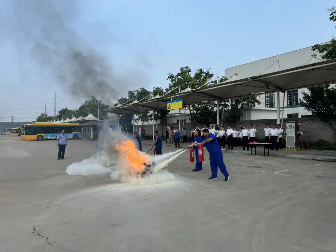 安全生產(chǎn)月 | 專項(xiàng)演練 筑牢安全防線 安全生產(chǎn)月 | 專項(xiàng)演練 筑牢安全防線