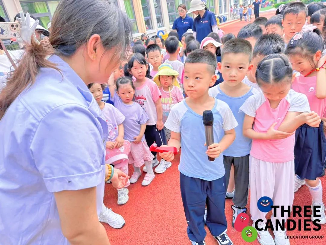 【校園安全】安全乘校車，平安伴我行——三顆糖御景新苑幼兒園校車安全應急演練