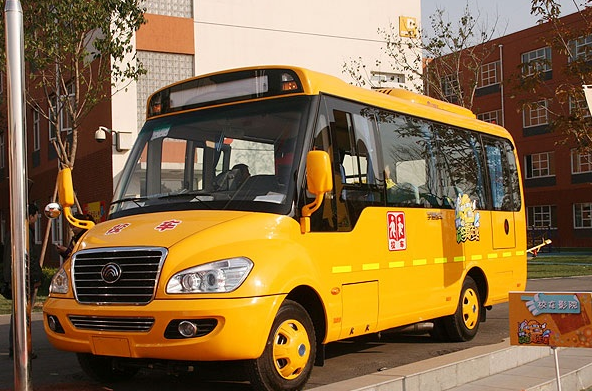 校車銷量加速反彈 年內或將達3萬輛? 校車銷量加速反彈 年內或將達3萬輛?