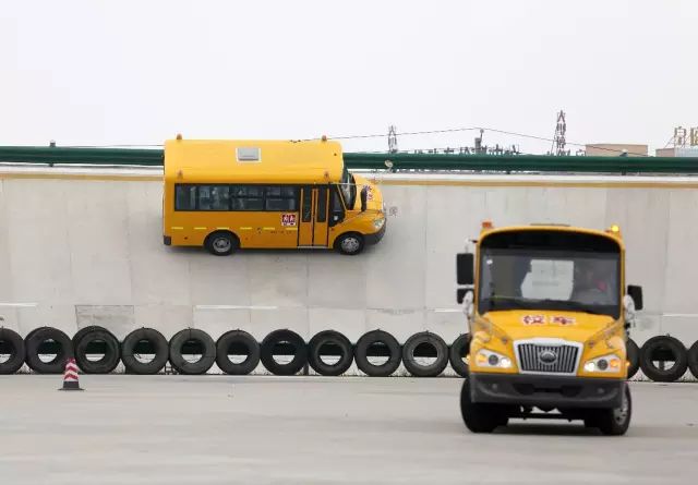 宇通校車直播,直擊校車安全 宇通校車直播,直擊校車安全