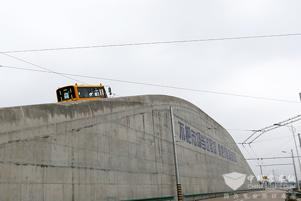 從宇通校車直播看到的行業現狀和未來/ 從宇通校車直播看到的行業現狀和未來