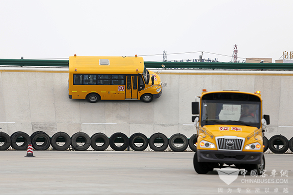 從宇通校車直播看到的行業現狀和未來/ 從宇通校車直播看到的行業現狀和未來