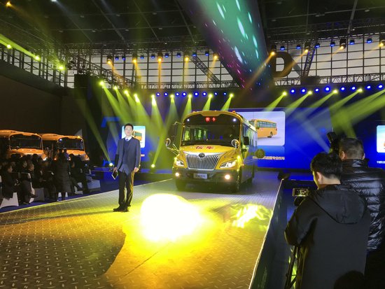 再樹校車安全智能新標(biāo)桿 宇通第三代校車重磅發(fā)布