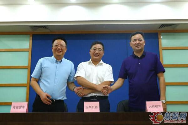 何以保有量第一?請翻開這本玉柴校車動力修煉手冊 中長缸分廠廠長周坤