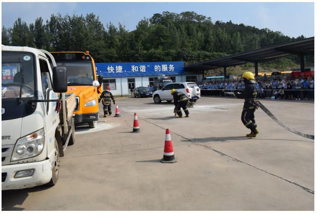 訪山東天安校車服務(wù)有限公司張禮平/ 訪山東天安校車服務(wù)有限公司張禮平