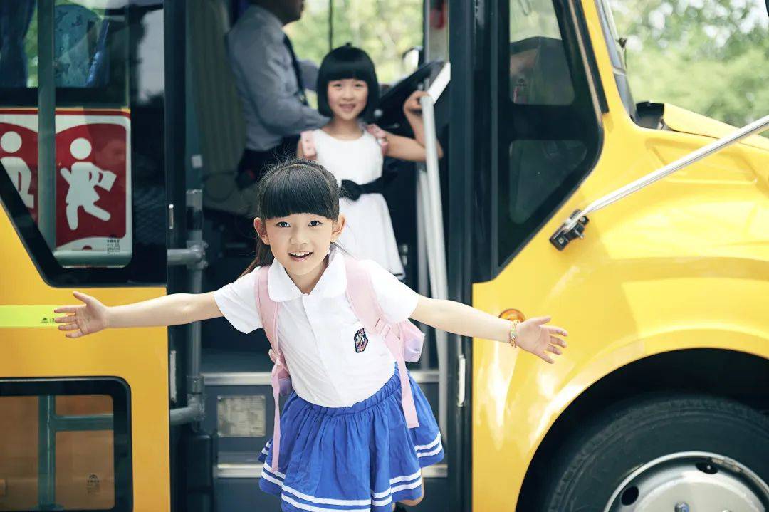 中國校車十年發展之路/ 中國校車十年發展之路