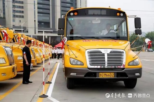 溫馨校車亮十年成績單：累計發送1210萬車次、2.7億人次