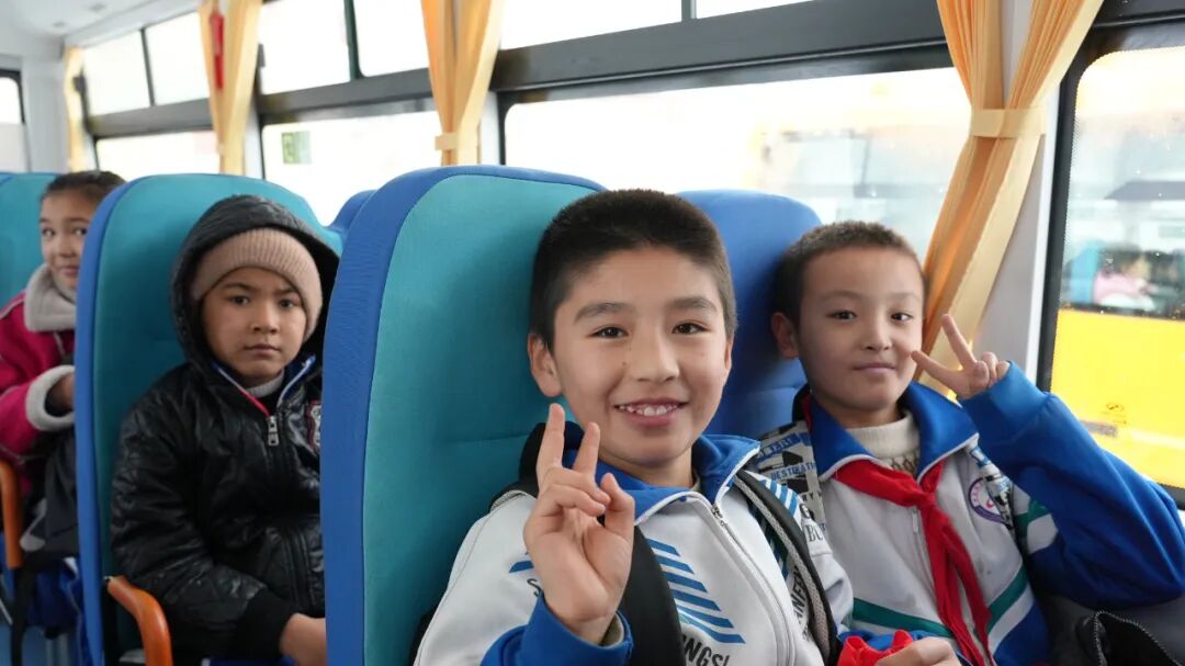奇臺縣強化冬季校車保障 護航學子平安出行 圖片