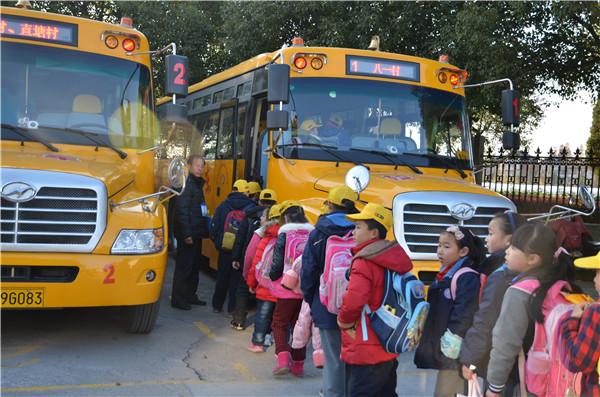 校車有剛需，運營卻難上加難，校車運營商發出這樣的吶喊！