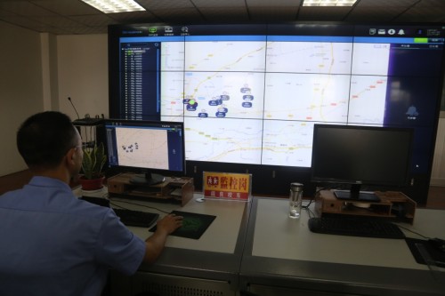 海格客車與閻良合力打造校車運營典范/ \