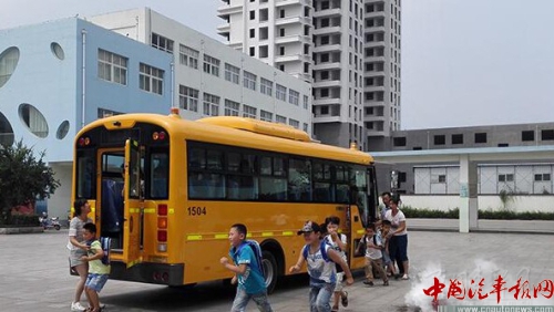 校車管理 三點讓學童出行更安全 校車管理 三點讓學童出行更安全