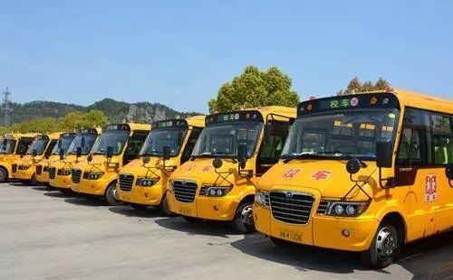 校車運營難,未來發展離不開政府的大力扶持 校車運營難,未來發展離不開政府的大力扶持